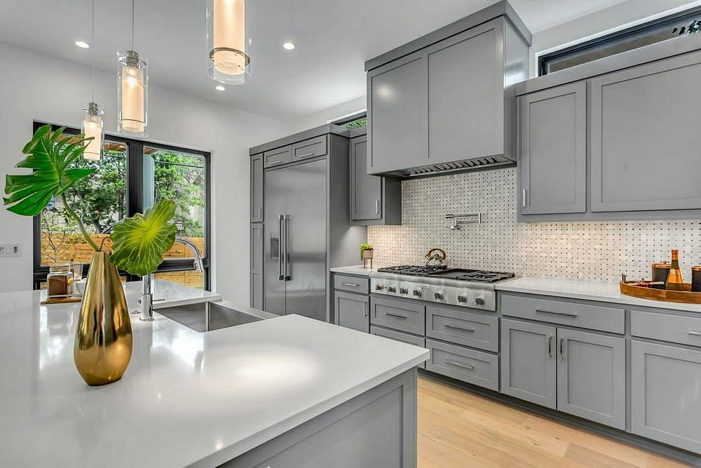 Get Your Kitchen Remodeling Right With the Best Kitchen